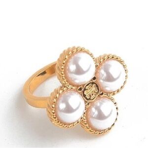 Tory Burch Rope Clover Ring size 7